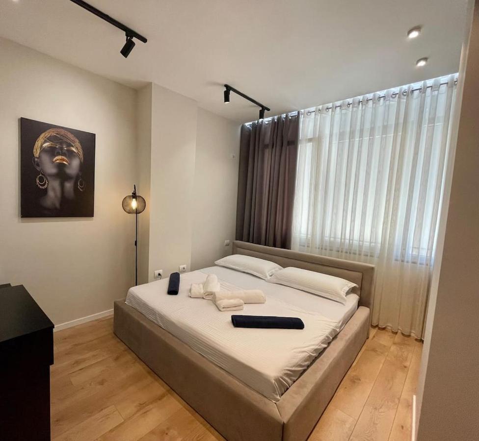 3D Apartament / Tirana City Center Esterno foto