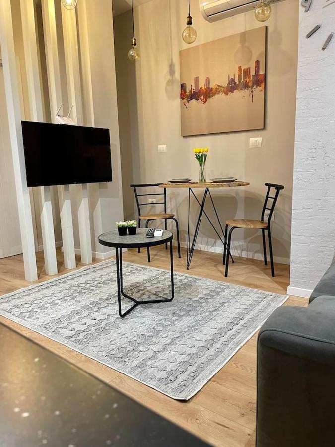 3D Apartament / Tirana City Center Esterno foto