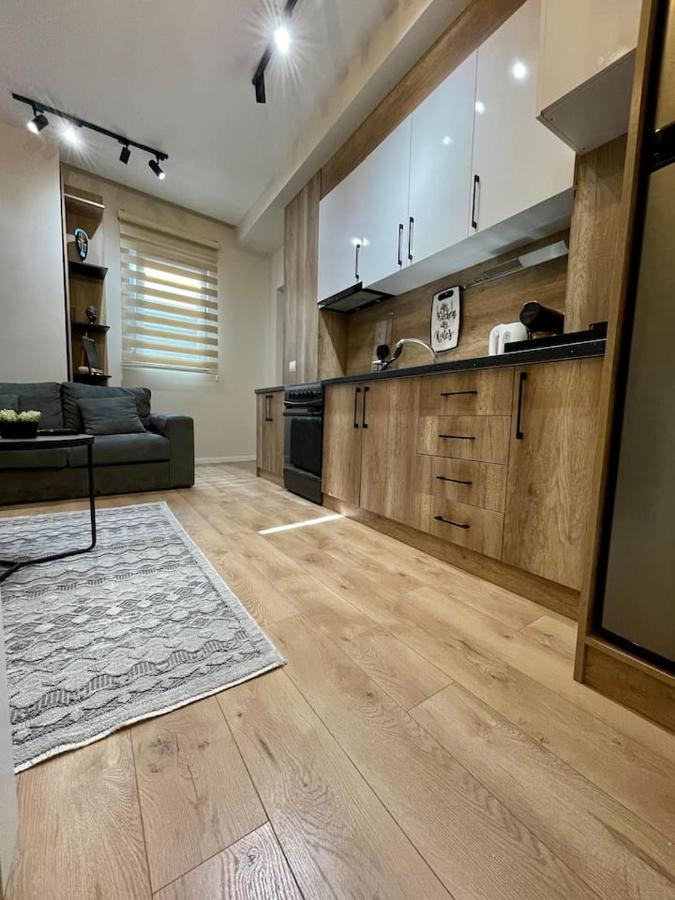 3D Apartament / Tirana City Center Esterno foto