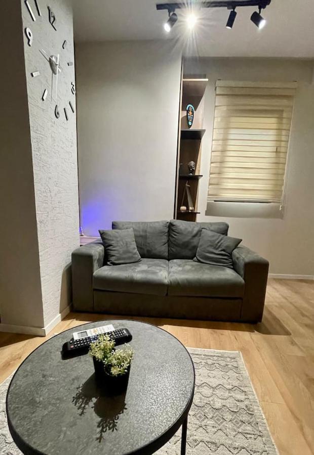 3D Apartament / Tirana City Center Esterno foto