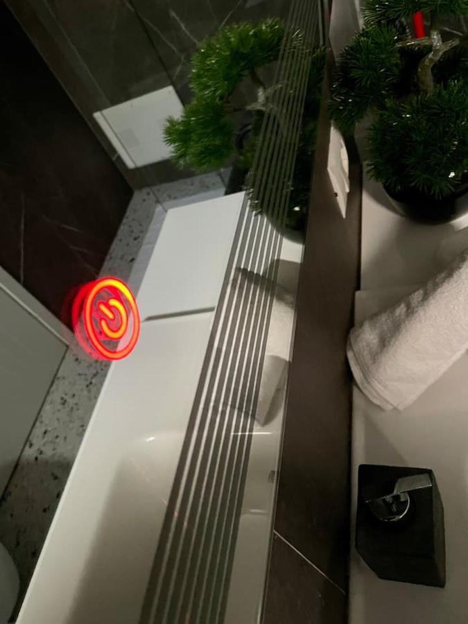 3D Apartament / Tirana City Center Esterno foto